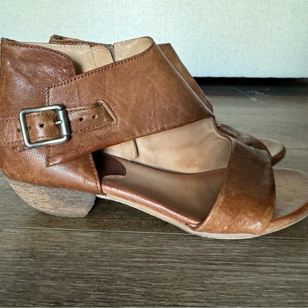 Miz Mooz Colbie D’Orsay sandal in cognac brown-Size 37/6.5-7 Open toe sandals
